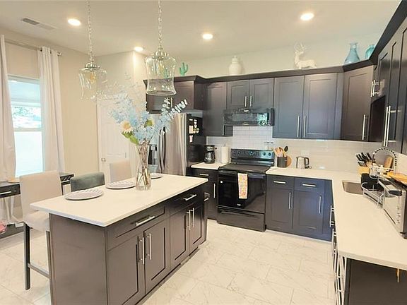 3rd image of 2633 Council St
