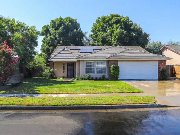 25 Devon Dr, Lemoore, CA 93245