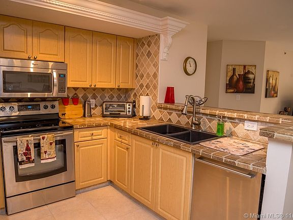 2nd image of 19801 E Country Club Dr #4208