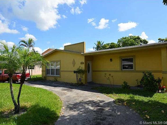 5th image of 2940 NW 45th Ave