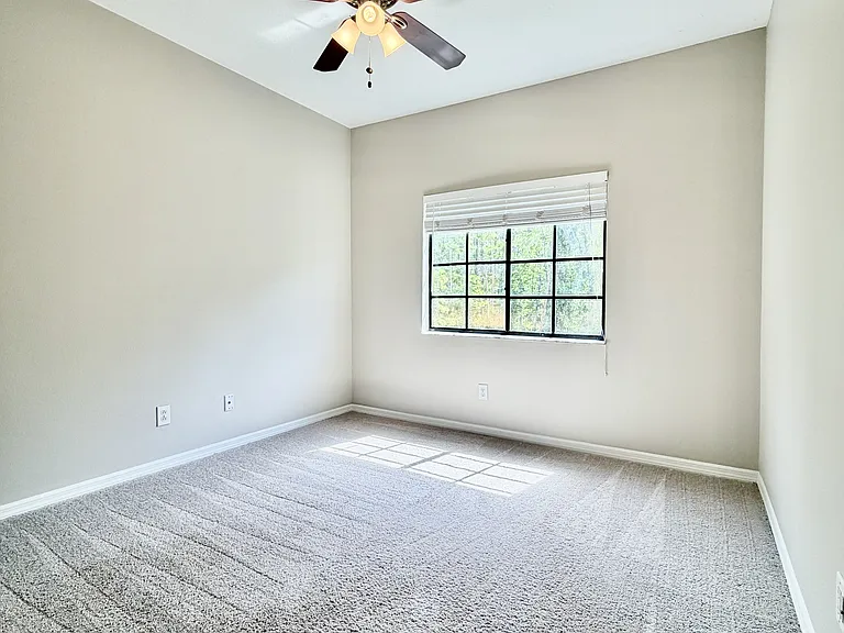 1050 Blackwater Dr #1 — Photo 20