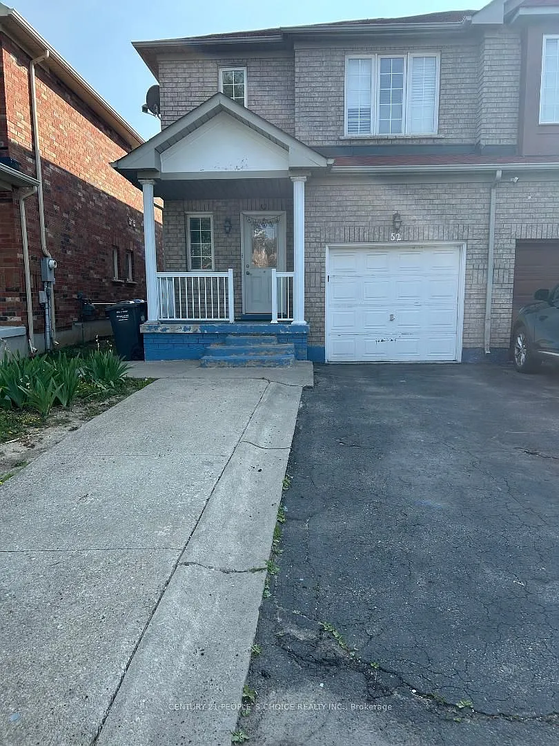 4 bed, $2,800 — Photo 1