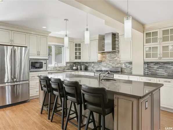 2807 Assiniboine AVENUE, Regina, SK S4S 1E2