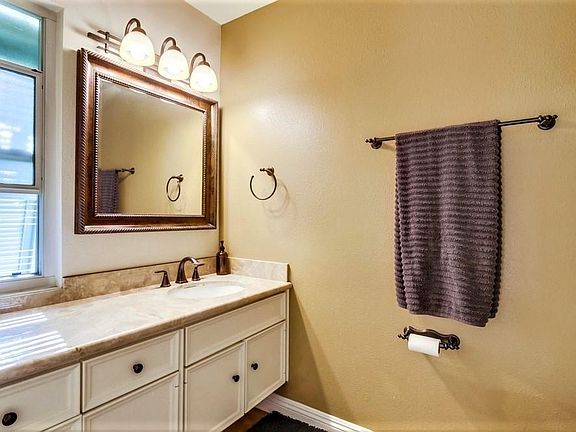 5th image of 4404 Collwood Ln