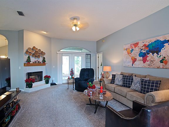 3rd image of 12003 Saverio Ln