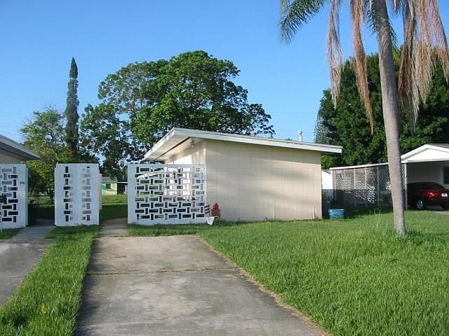 1st image of 1112 Vineyard Pl