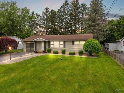315 Baxton St, North Syracuse, NY, 13212