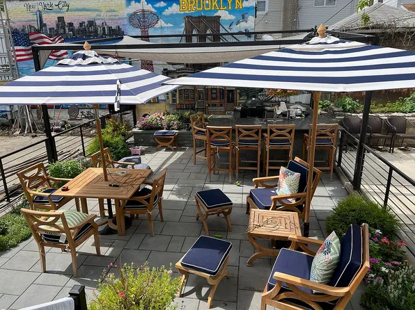 952 71st St #Pvt, Brooklyn, NY 11228