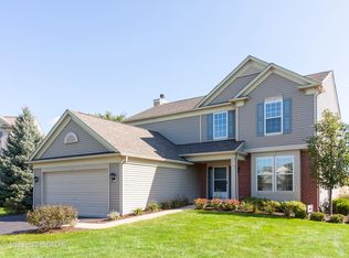 7 Honeysuckle Ct, Bolingbrook, IL 60490