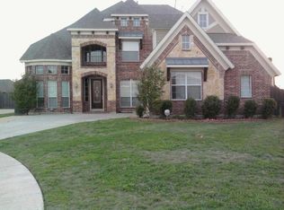 202 Norman Ct, Mansfield, TX 76063