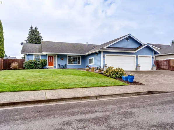 1625 Daugherty Ave, Cottage Grove, OR 97424