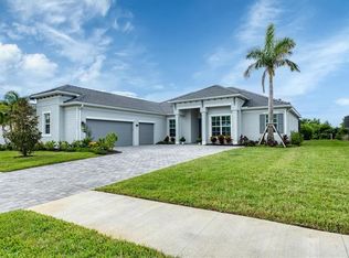 12557 Galapagos Ct, Venice, FL 34293