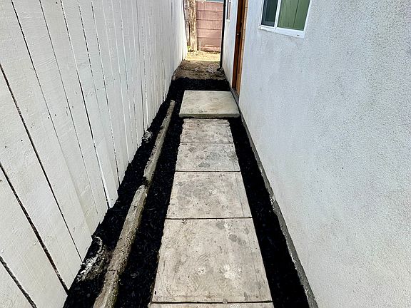 5th image of 1440 W 69th St