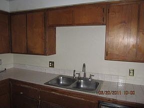 5th image of 2813 S Chester Ave