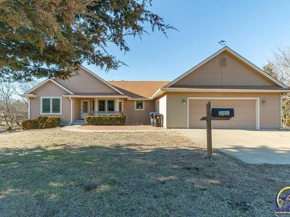 1200 NW Valencia Rd, Topeka, KS 66615