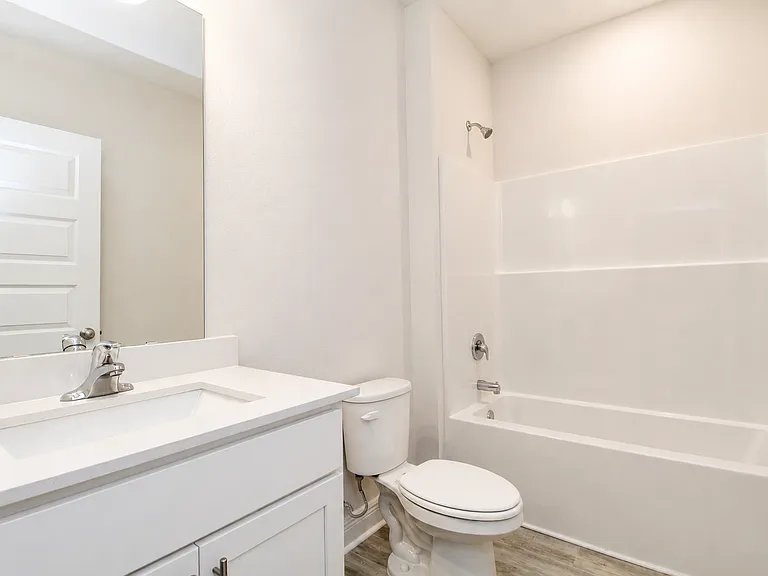 530 Bridle Way — Photo 13