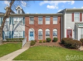 46 De Leone Cir, Franklin Park, NJ 08823
