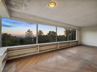 5915 Rincon Dr, Oakland, CA 94611