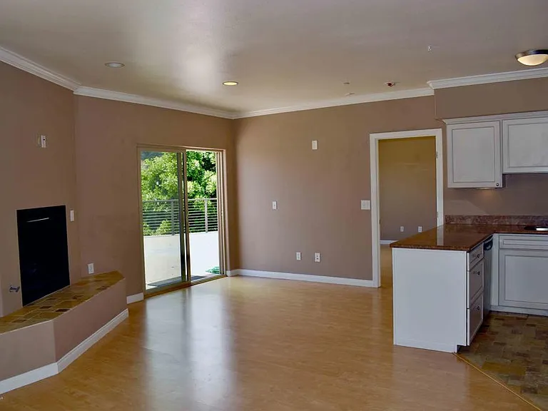 346 Metropole Ave #3 — Photo 3