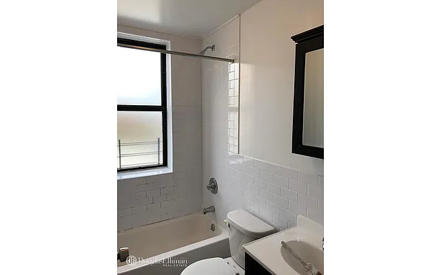 Rented by Douglas Elliman | media 17