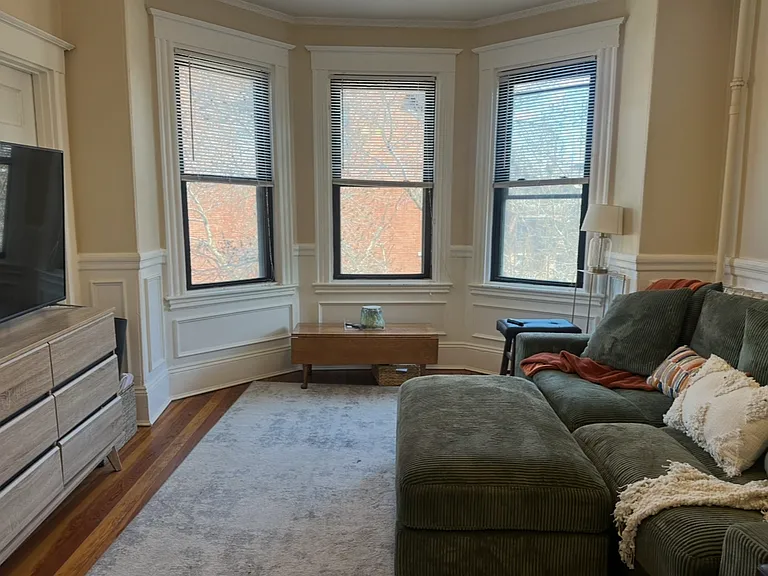 552 Tremont St #4 — Photo 1