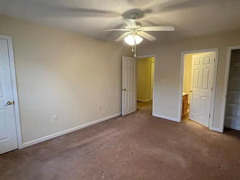 1615 Oak Leaf Dr NW — Photo 22