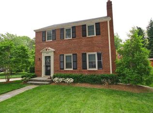 927 N Livingston St, Arlington, VA 22205