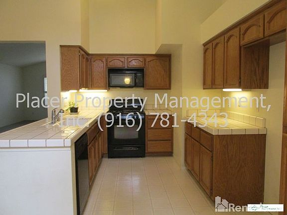 2nd image of 3763 Pine Hollow Way