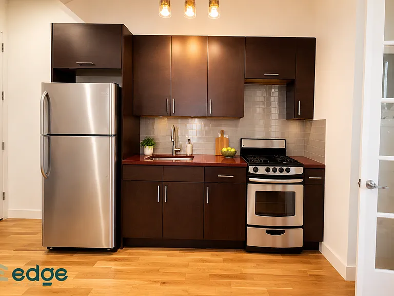 54 Lewis Ave #3F — Photo 2