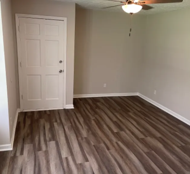 9245 Colony Dr NW #B — Photo 8