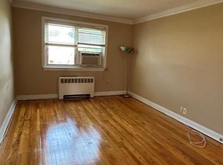1481 W Terrace Cir #5, Teaneck, NJ 07666