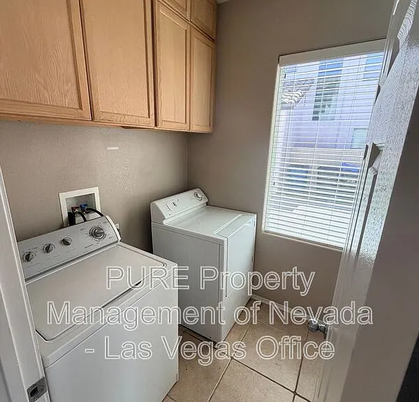 4320 Laguna Garden Ave — Photo 24
