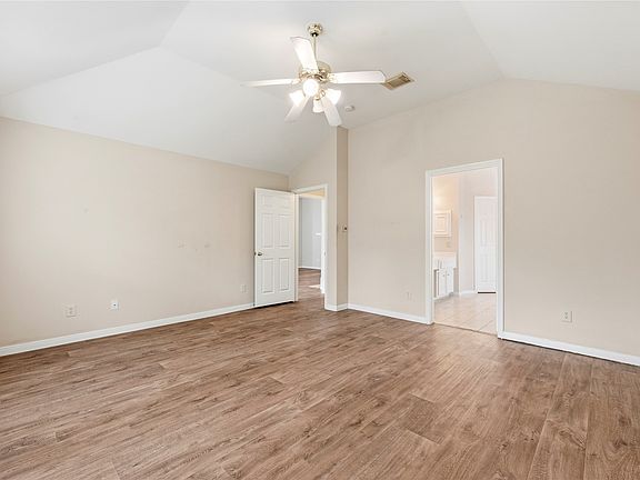 5th image of 11619 Cedarvale Ln #A