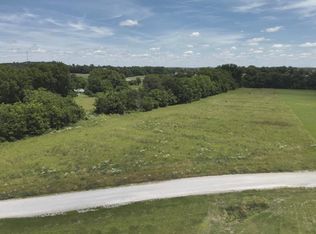 13 S 86th Rd, Bolivar, MO 65613