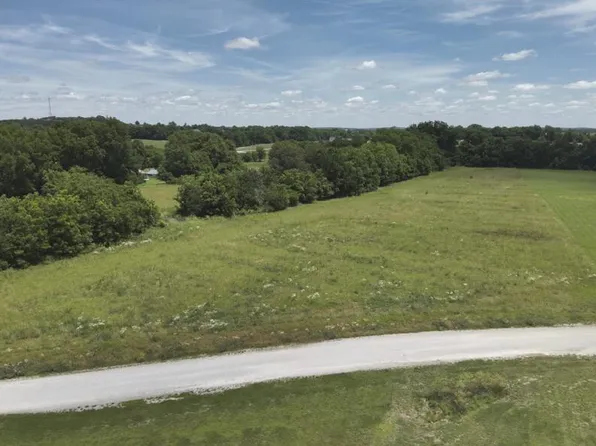 013 S 86th Road, Bolivar, MO 65613