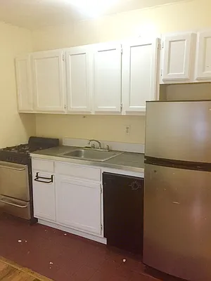 Rented by Team Gotham | media 21