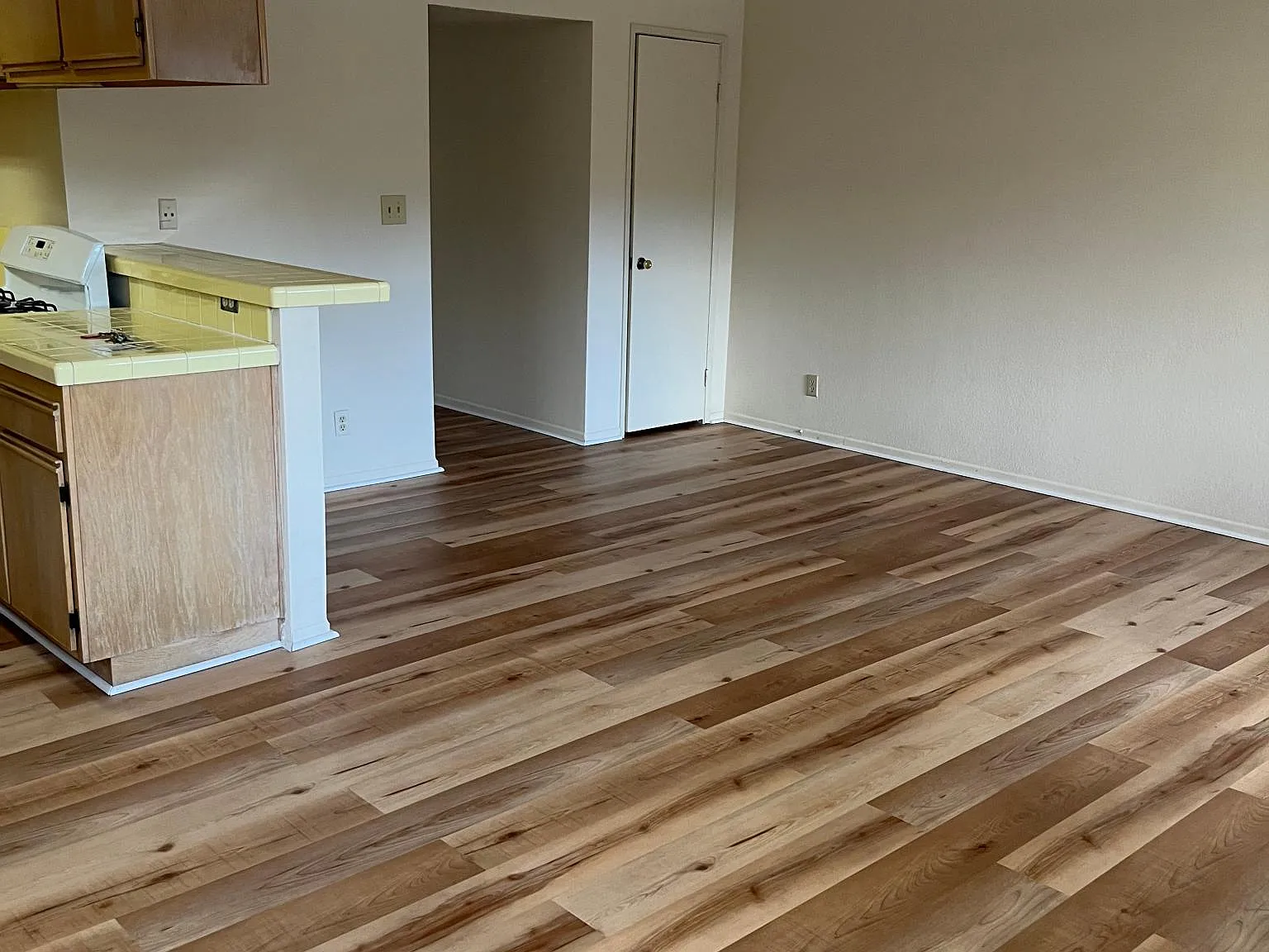 1805 N Verdugo Rd — Photo 2