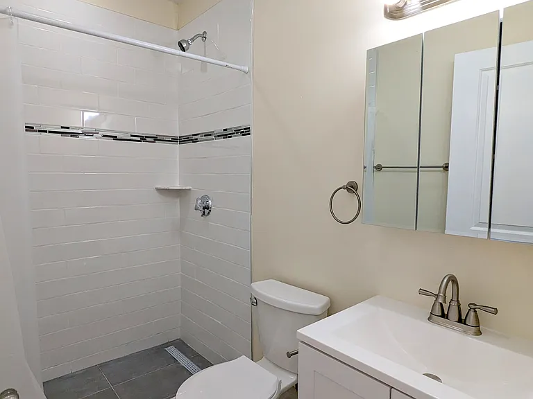 2 Sacramento Pl #2 — Photo 11