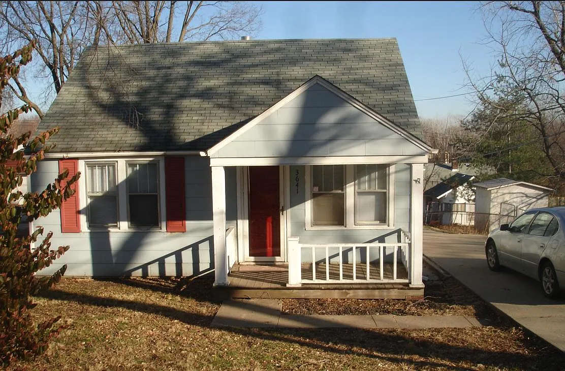 2 bed, 760 sqft, $1,225 — Photo 2