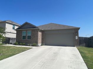 305 Bluejack Way, Hutto, TX 78634
