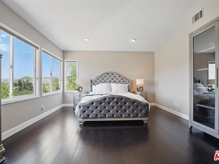 4040 Leighton Point Rd — Photo 30