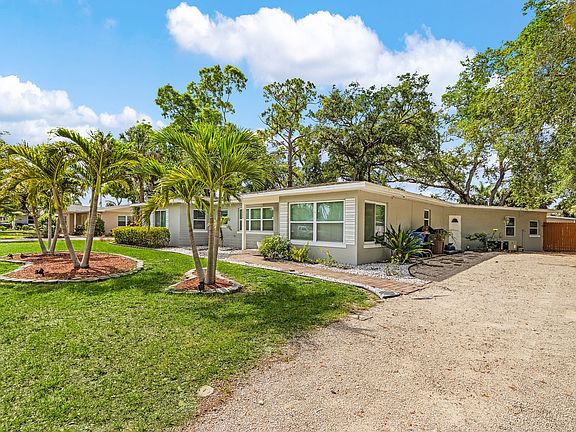 3rd image of 1340 Braman Ave