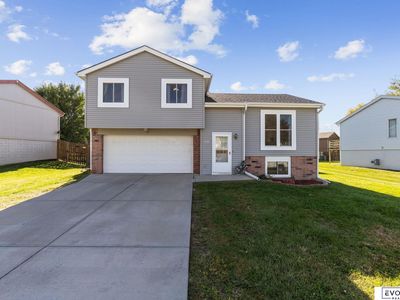 1203 Rawhide Rd, Papillion, NE, 68046