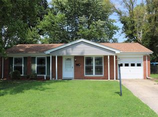 802 E 2nd St, O'Fallon, IL 62269