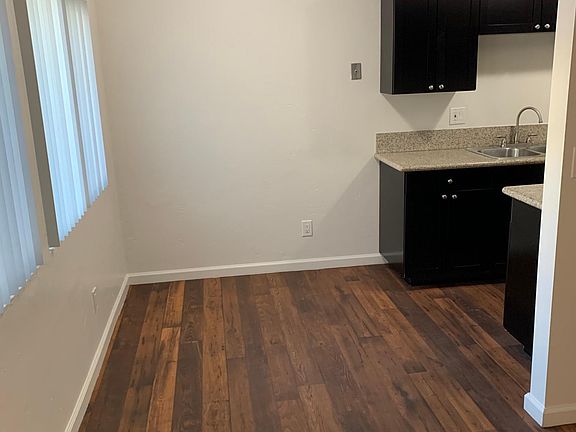 4th image of 2720 Broadway APT 24