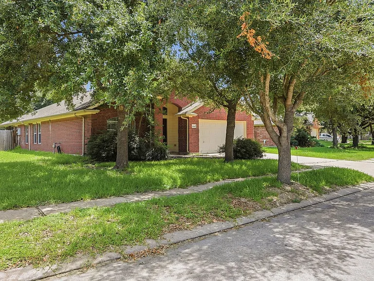 9618 Red Rugosa Dr — Photo 28