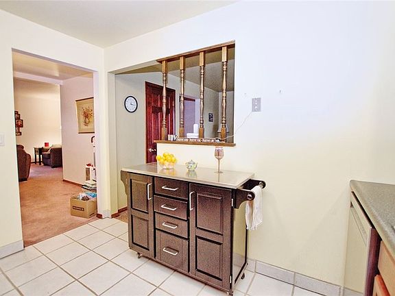 5th image of 409 Allenberry Dr