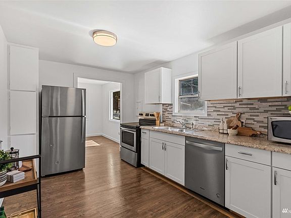 5th image of 306 N James Ave #2