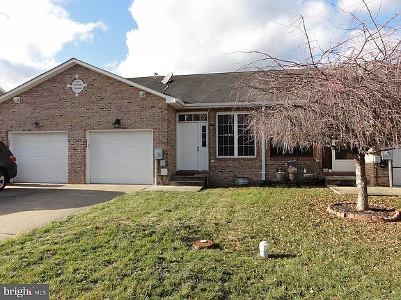 2nd image of 334 Lora Dr