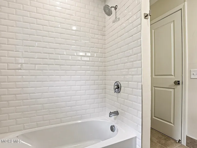 812 Oak St — Photo 18
